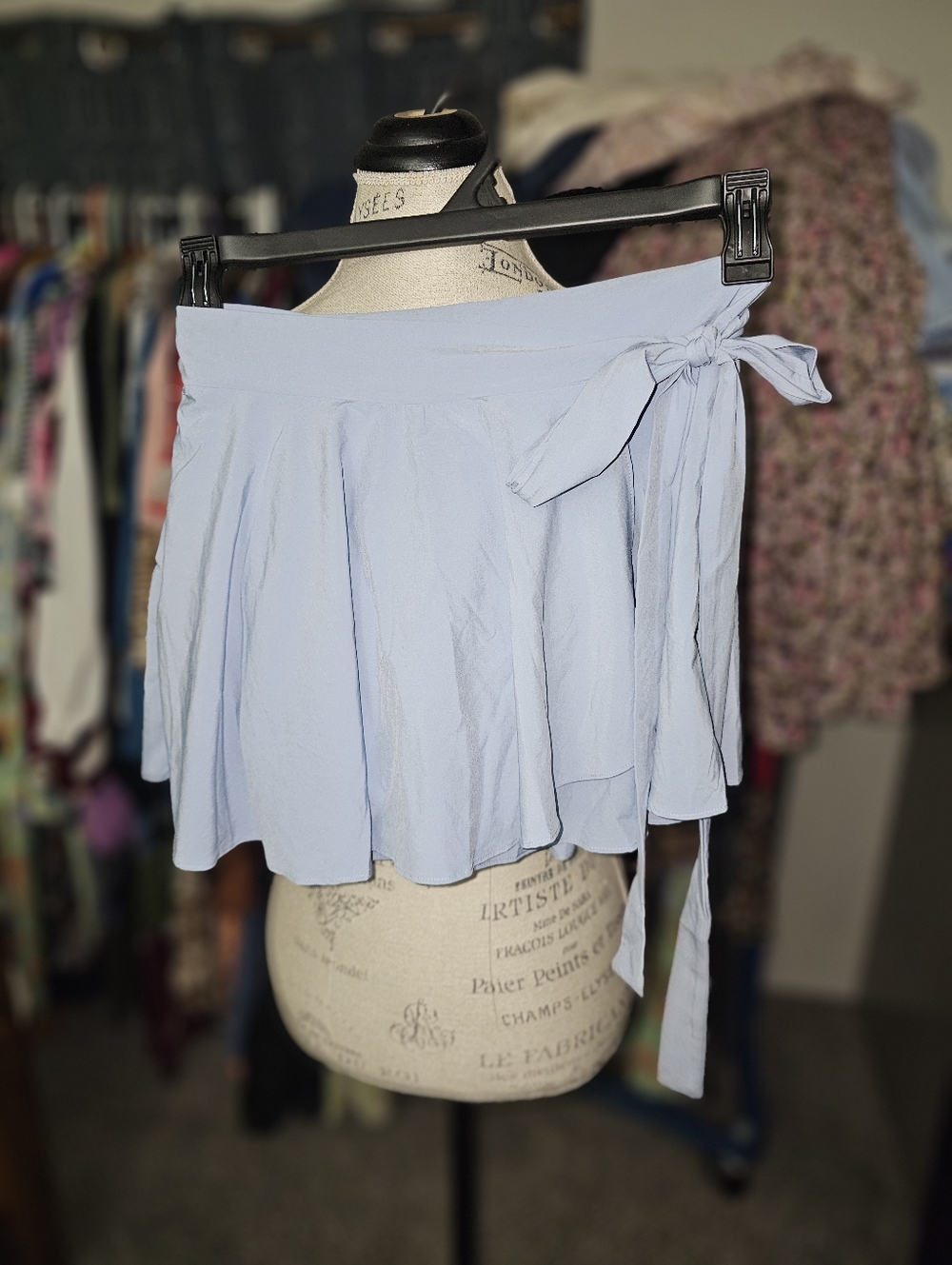 HALARA Light Blue Active Skirt with Waistband Detail